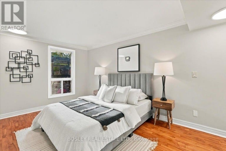 566 ROUGEMOUNT DRIVE, Pickering (Rosebank), Ontario, L1W2C2