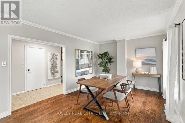 566 ROUGEMOUNT DRIVE, Pickering (Rosebank), Ontario, L1W2C2
