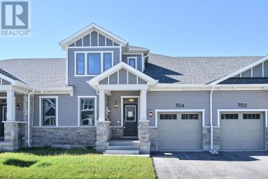 704 SARGEANT PLACE Innisfil Ontario photo 1