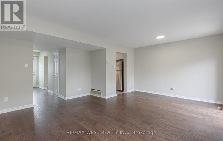 104 - 900 CENTRAL PARK DRIVE, Brampton (Northgate), Ontario, L6S3J6