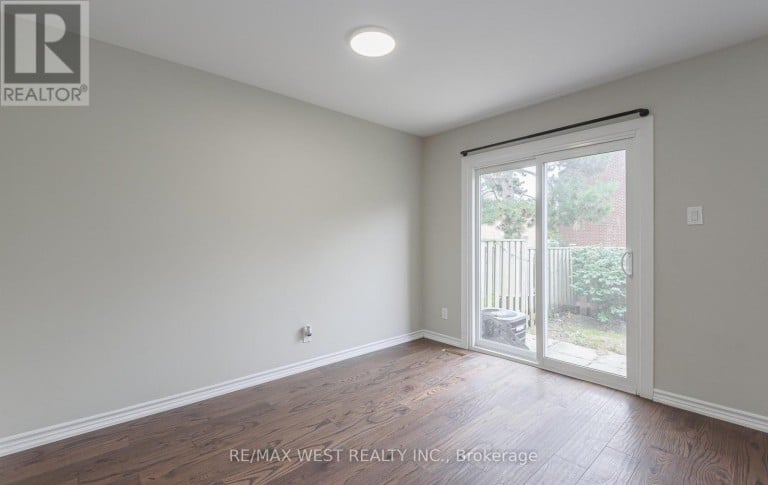 104 - 900 CENTRAL PARK DRIVE, Brampton (Northgate), Ontario, L6S3J6