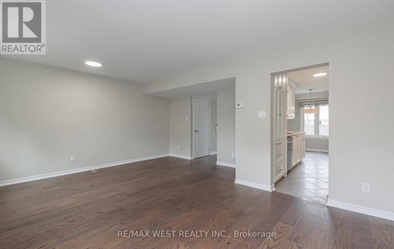 104 - 900 CENTRAL PARK DRIVE, Brampton (Northgate), Ontario, L6S3J6