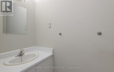 104 - 900 CENTRAL PARK DRIVE Brampton (Northgate) Ontario photo 18