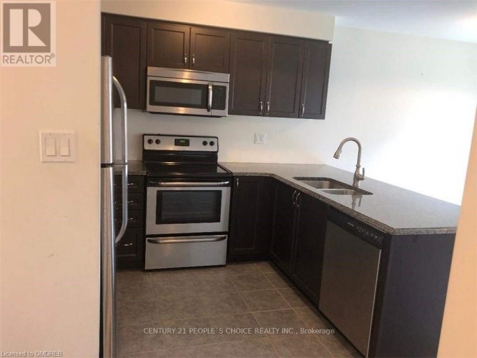 905 ORR COURT, Kitchener, Ontario, N2R1R4
