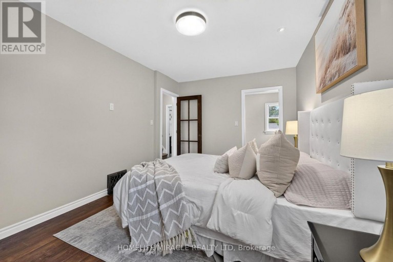 176 AVALON PLACE, Kitchener, Ontario, N2M4N8