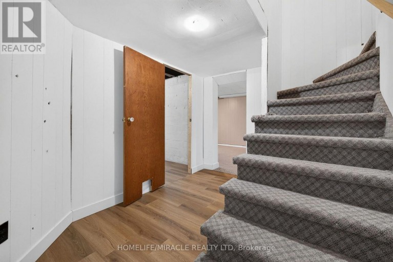176 AVALON PLACE, Kitchener, Ontario, N2M4N8