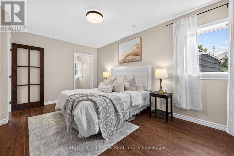 176 AVALON PLACE, Kitchener, Ontario, N2M4N8