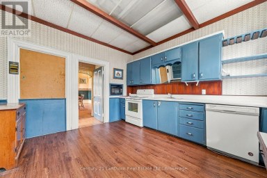 77 QUEEN STREET Belleville (Belleville Ward) Ontario photo 27