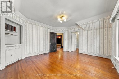 77 QUEEN STREET Belleville (Belleville Ward) Ontario photo 38