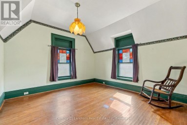 77 QUEEN STREET Belleville (Belleville Ward) Ontario photo 40