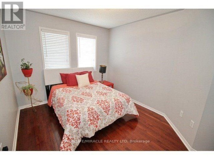 3157 BENTLEY DRIVE, Mississauga (Churchill Meadows), Ontario, L5M6V8