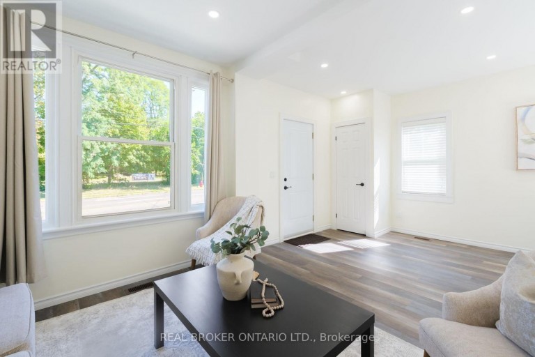 95 FENNELL AVENUE W, Hamilton (Southam), Ontario, L9C1E9