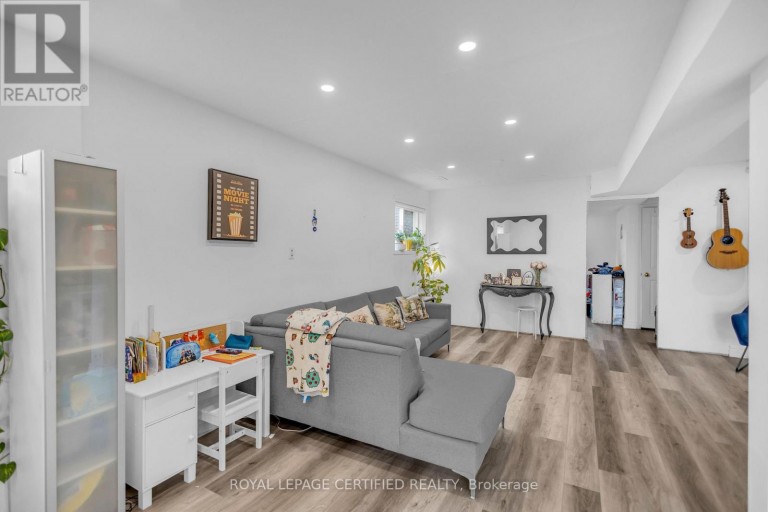 50 BRIAROSE PLACE, Hamilton (Mountview), Ontario, L9C7V3