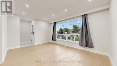 76 FENSIDE DRIVE Toronto (Parkwoods-Donalda) Ontario photo 4
