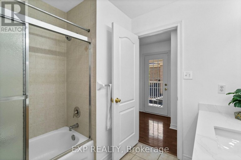 71 PILLAR ROCK CRESCENT, Markham (Victoria Manor-Jennings Gate), Ontario, L6C3H4