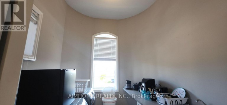 58 MAJOR CRESCENT, Aurora, Ontario, L4G0X4