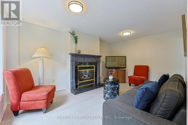 599 SANDFORD STREET Newmarket (Armitage) Ontario photo 9