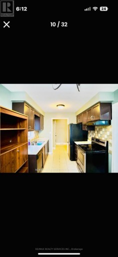 121 PRESSED BRICK DRIVE, Brampton (Brampton North), Ontario, L6V4K5