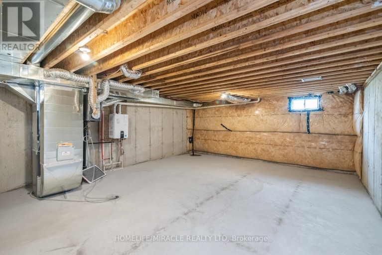 82 BAKER STREET, Thorold (Thorold Downtown), Ontario, L2V0N1