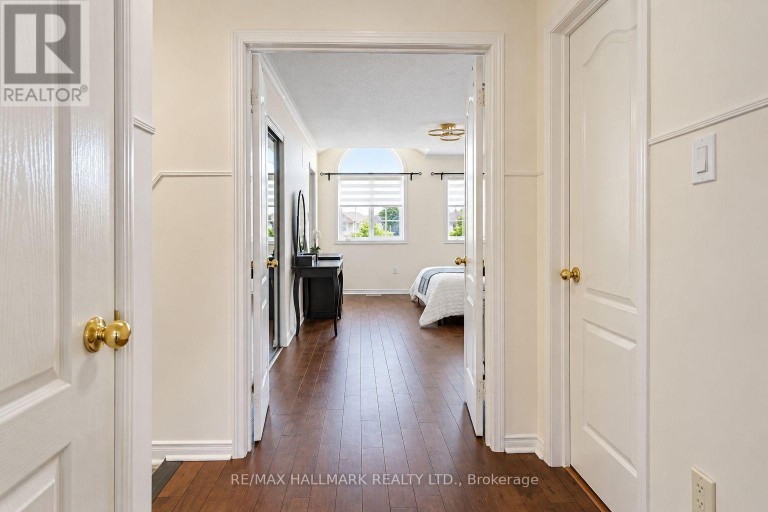 97 BENJAMIN HOOD CRESCENT, Vaughan (Patterson), Ontario, L4K5M6