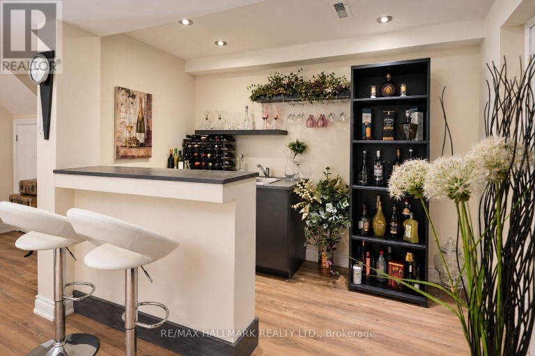 97 BENJAMIN HOOD CRESCENT, Vaughan (Patterson), Ontario, L4K5M6