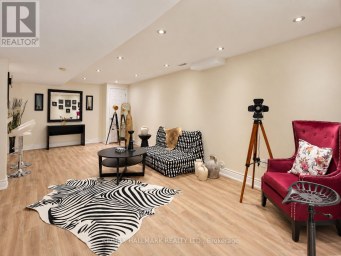 97 BENJAMIN HOOD CRESCENT Vaughan (Patterson) Ontario photo 29