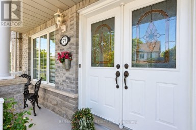 97 BENJAMIN HOOD CRESCENT Vaughan (Patterson) Ontario photo 3
