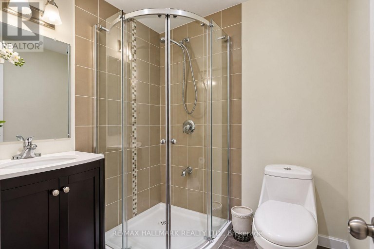 97 BENJAMIN HOOD CRESCENT, Vaughan (Patterson), Ontario, L4K5M6