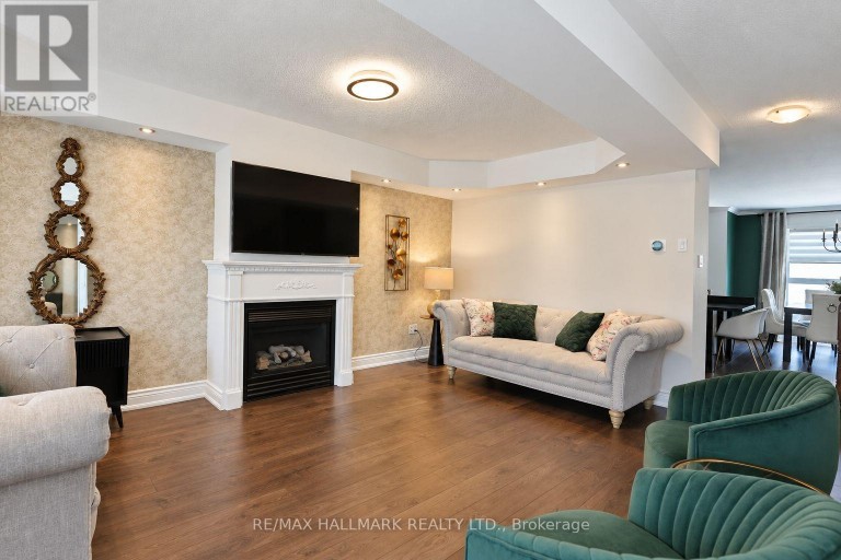 97 BENJAMIN HOOD CRESCENT, Vaughan (Patterson), Ontario, L4K5M6