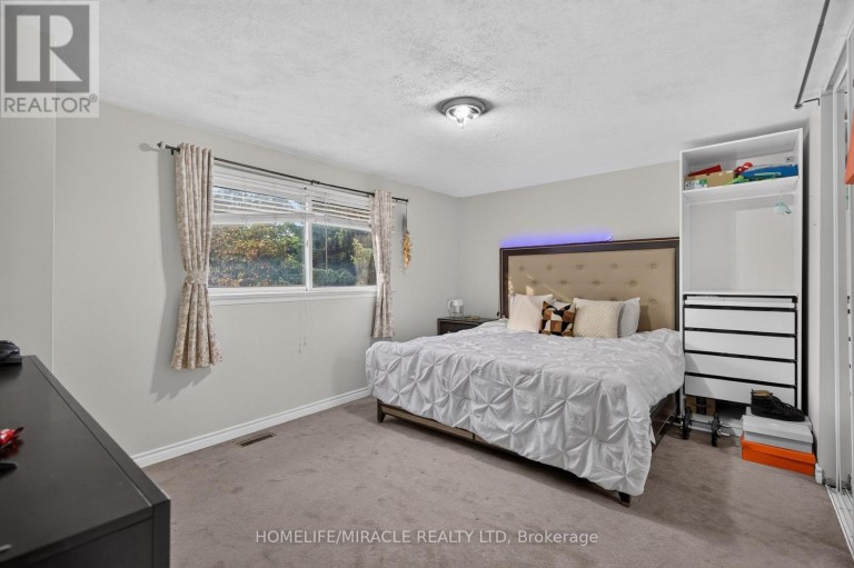 2 JUBILEE COURT, Brampton (Northgate), Ontario, L6S2H2