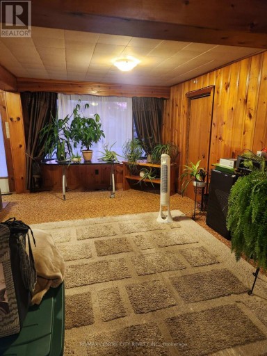 31 QUEEN STREET, Strathroy-Caradoc (SE), Ontario, N7G2H5