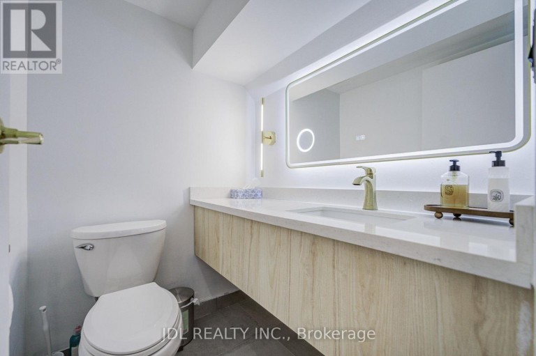 301 DAVENPORT ROAD, Toronto (Annex), Ontario, M5R1K5