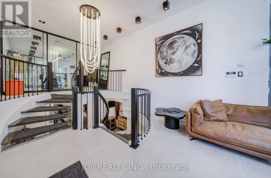 301 DAVENPORT ROAD Toronto (Annex) Ontario photo 3