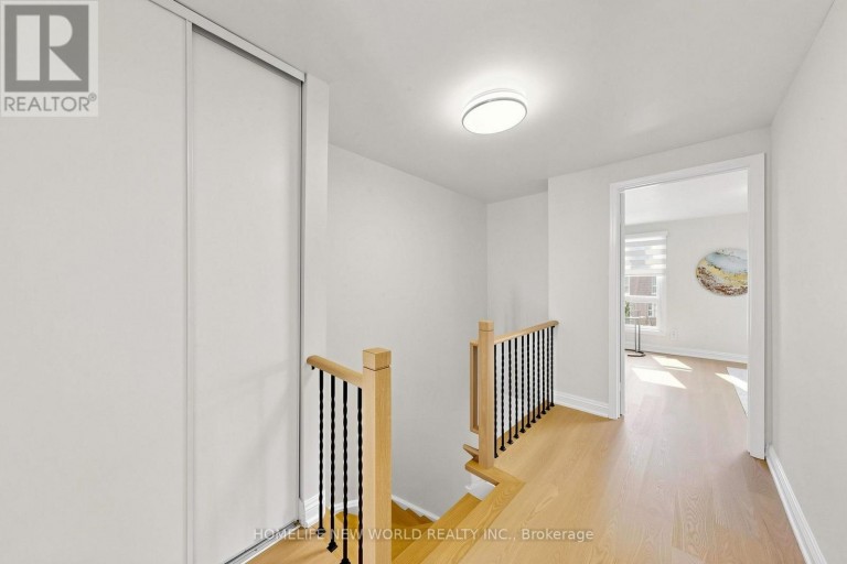 49 - 100 BRIDLETOWNE CIRCLE, Toronto (L'Amoreaux), Ontario, M1W2G8