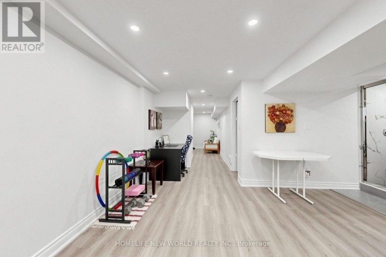 49 - 100 BRIDLETOWNE CIRCLE, Toronto (L'Amoreaux), Ontario, M1W2G8
