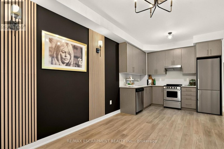 812 - 212 KING WILLIAM STREET, Hamilton (Beasley), Ontario, L8N1B5