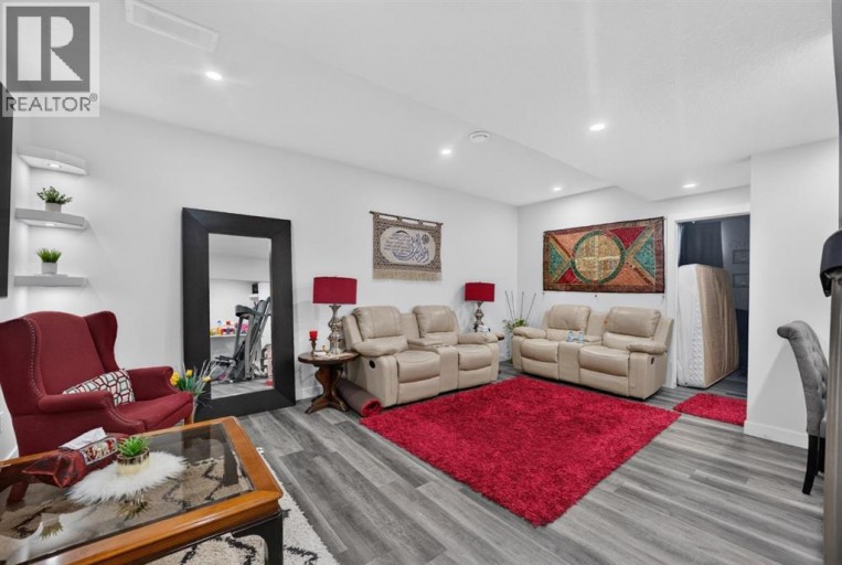 981 Mahogany Boulevard SE, Calgary, Alberta, T3M2W7