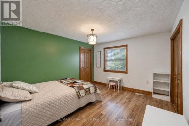 162066 A LINE Georgian Bluffs Ontario photo 17