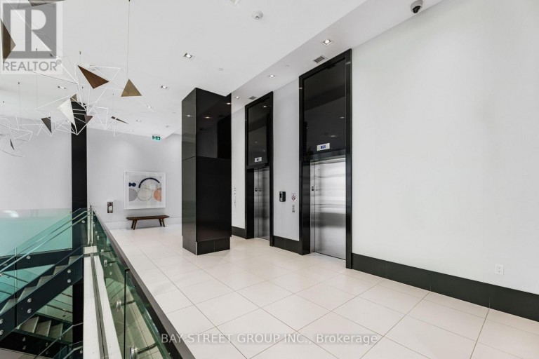 203 - 181 BEDFORD ROAD, Toronto (Annex), Ontario, M5R0C2