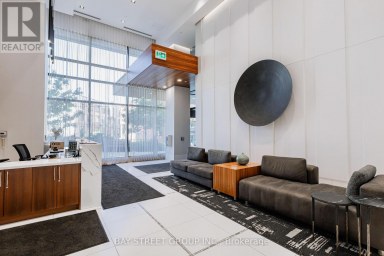 203 - 181 BEDFORD ROAD Toronto (Annex) Ontario photo 3