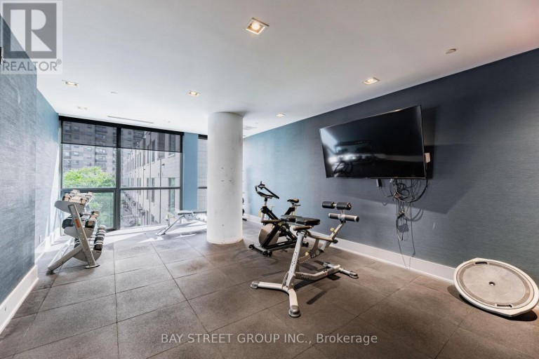 203 - 181 BEDFORD ROAD, Toronto (Annex), Ontario, M5R0C2