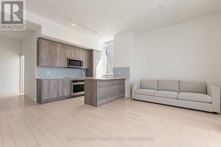 203 - 181 BEDFORD ROAD, Toronto (Annex), Ontario, M5R0C2