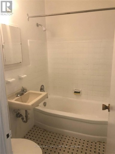 14 - 2362 ISLINGTON AVENUE, Toronto (Rexdale-Kipling), Ontario, M9W3X3