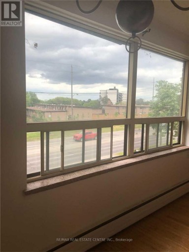 14 - 2362 ISLINGTON AVENUE, Toronto (Rexdale-Kipling), Ontario, M9W3X3