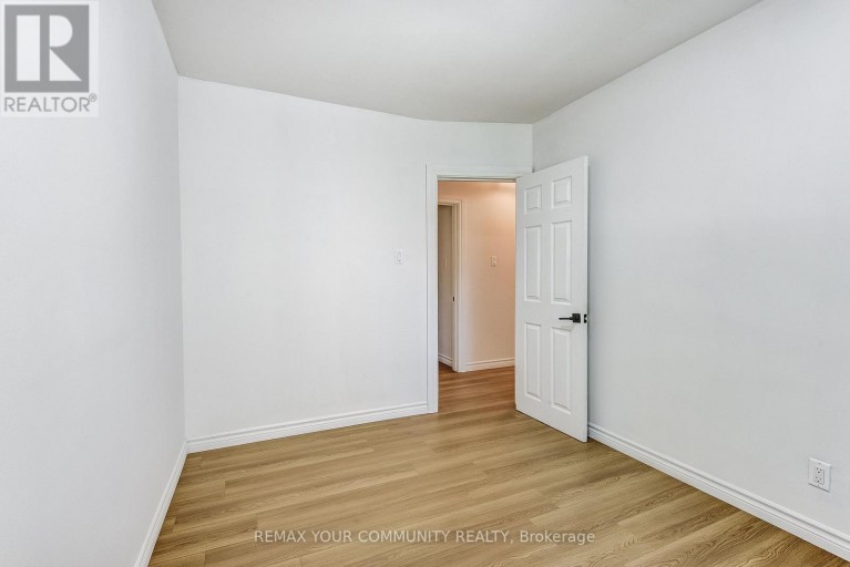 53 GLORY CRESCENT, Toronto (West Hill), Ontario, M1E2B9
