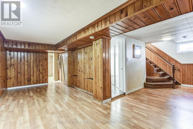 53 GLORY CRESCENT, Toronto (West Hill), Ontario, M1E2B9