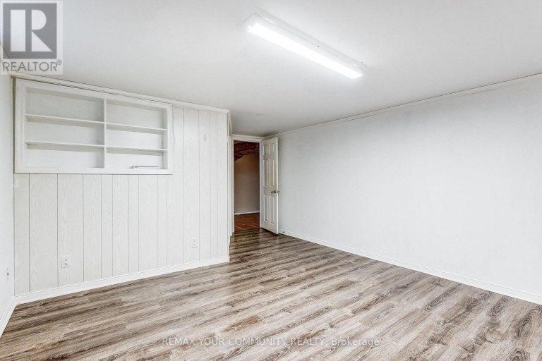53 GLORY CRESCENT, Toronto (West Hill), Ontario, M1E2B9