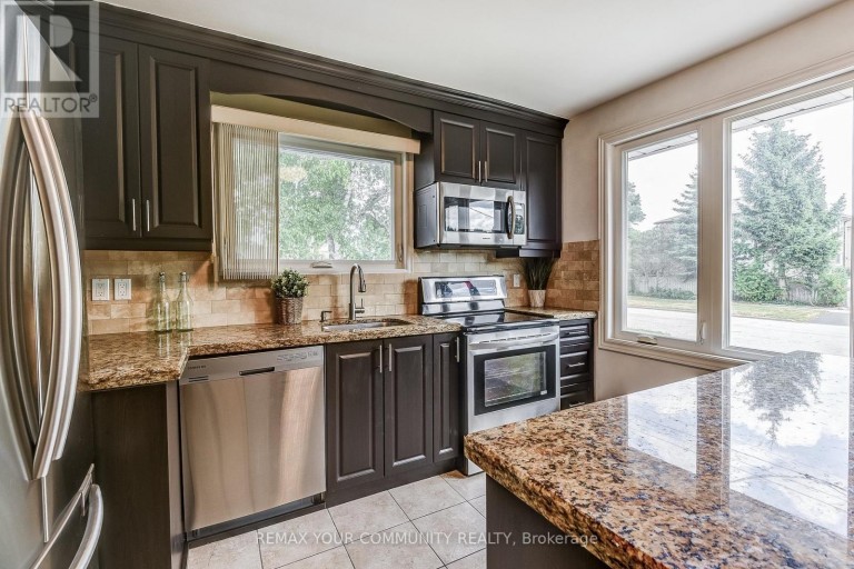 53 GLORY CRESCENT, Toronto (West Hill), Ontario, M1E2B9