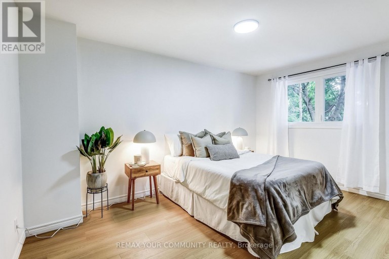 53 GLORY CRESCENT, Toronto (West Hill), Ontario, M1E2B9