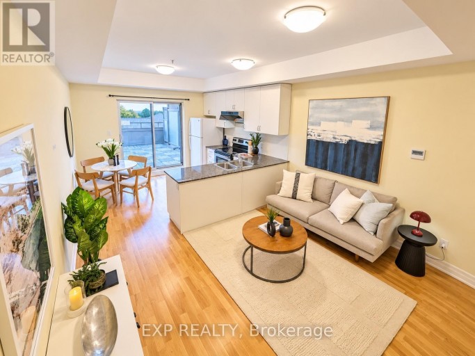 204 - 728 SHEPPARD AVENUE W, Toronto (Bathurst Manor), Ontario, M3H2S8